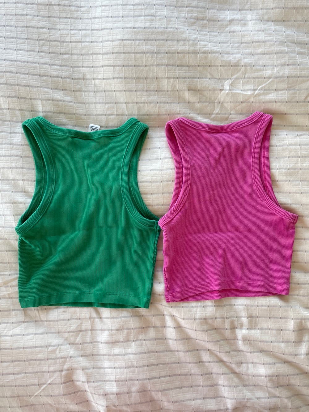 H&M 2-Pack High Neck Ribbed Tanks - Picture 4 of 6